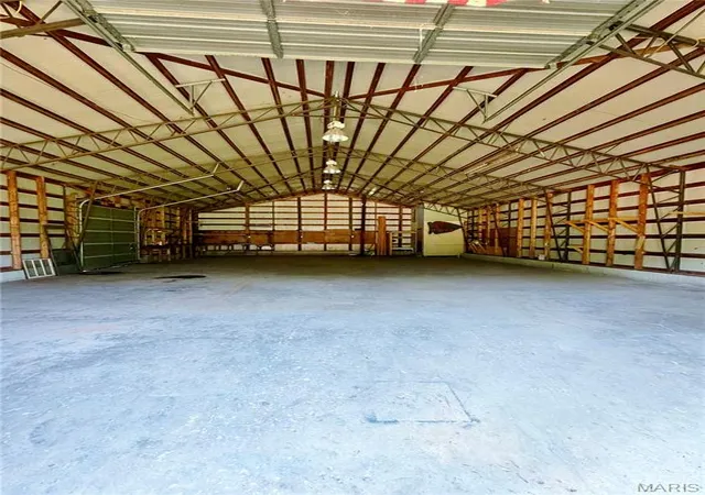 Photo 3 of Single family home for sale at 23149 Red Hawk Dr, Lebanon, MO 65536 | MLS# MIS26049672 | Listing updated on 2026-09-01