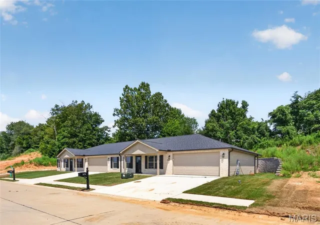 Photo 2 of Single family home for sale at 5178 Caney Fork St, Jackson, MO 63755 | MLS# MIS26049675 | Listing updated on 2026-09-21