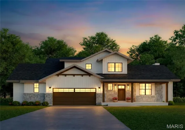 Photo 1 of Single family home for sale at 895 Glen Elm Dr, Saint Louis, MO 63122 | MLS# MIS26049678 | Listing updated on 2026-08-08