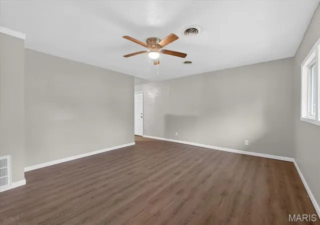 Photo 2 of Single family home for sale at 36 Saint Gregory Dr, East Saint Louis, IL 62206 | MLS# MIS26049686 | Listing updated on 2026-10-05