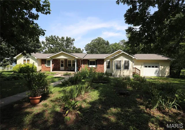 Single family home for sale at 11697 John Emling Rd, Bismarck, MO 63624 | MLS# MIS26049724