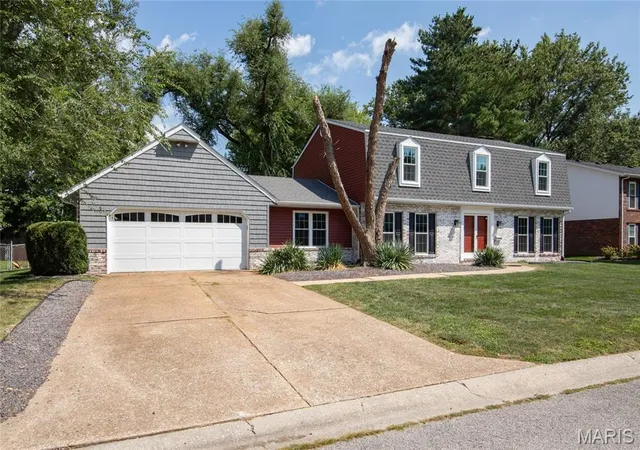 Photo 1 of Single family home for sale at 810 Meadowlark Dr, O'fallon, IL 62269 | MLS# MIS26049726 | Listing updated on 2026-08-31