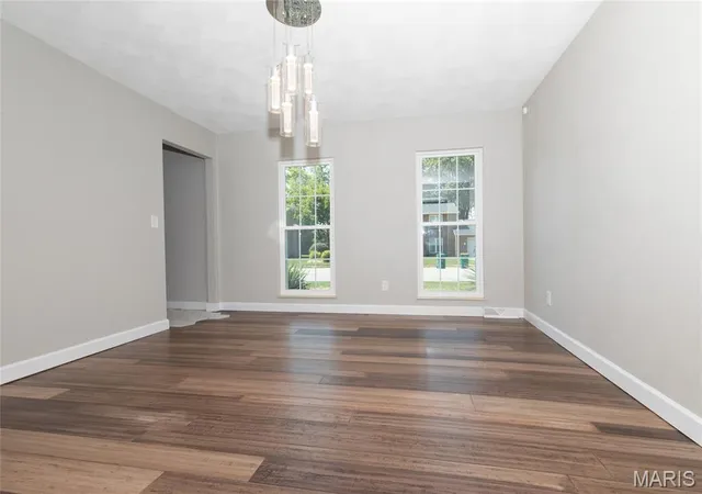 Photo 3 of Single family home for sale at 810 Meadowlark Dr, O'fallon, IL 62269 | MLS# MIS26049726 | Listing updated on 2026-08-31