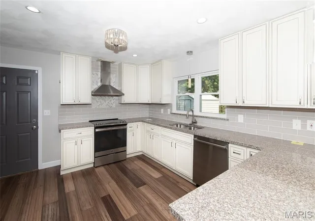 Photo 4 of Single family home for sale at 810 Meadowlark Dr, O'fallon, IL 62269 | MLS# MIS26049726 | Listing updated on 2026-08-31