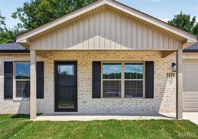 Photo 1 of Sale Pending at 5176 Caney Fork St, Jackson, MO 63755 | MLS# MIS26049732 | Listing updated on 2026-09-29