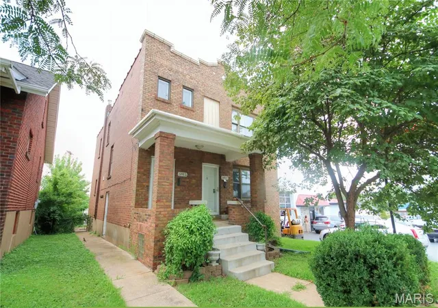 Photo 1 of Multi family home for sale at 5912 Arsenal St, Saint Louis, MO 63139 | MLS# MIS26049734 | Listing updated on 2026-08-07