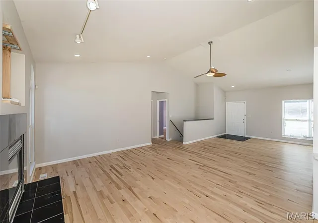 Photo 3 of Single family home for sale at 865 Bellerive Manor Dr, Saint Louis, MO 63141 | MLS# MIS26049752 | Listing updated on 2026-09-16