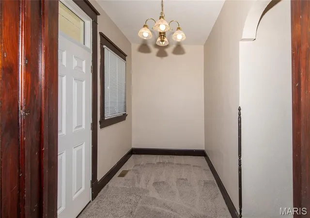 Photo 3 of Single family home for sale at 629 E C St, Belleville, IL 62220 | MLS# MIS26049756 | Listing updated on 2026-09-13