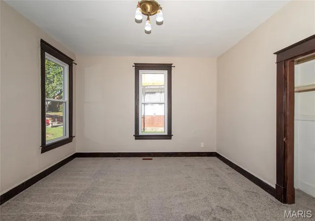 Photo 4 of Single family home for sale at 629 E C St, Belleville, IL 62220 | MLS# MIS26049756 | Listing updated on 2026-09-13