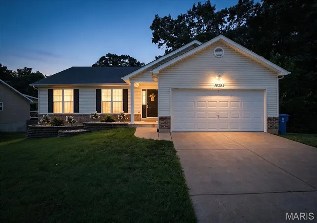 2nd image of 10299 Micah Ln, Hillsboro, MO 63050 | MLS# MIS26049761