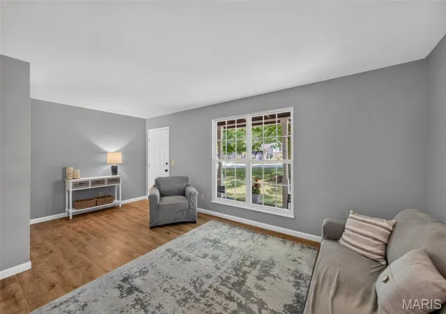 Photo 2 of Single family home for sale at 23 Crescent Woods Dr, Saint Peters, MO 63376 | MLS# MIS26049764 | Listing updated on 2026-09-25