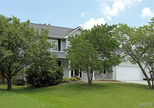 Photo 2 of Sale Pending at 16 Staunton Wy, O Fallon, MO 63368 | MLS# MIS26049771 | Listing updated on 2026-08-31