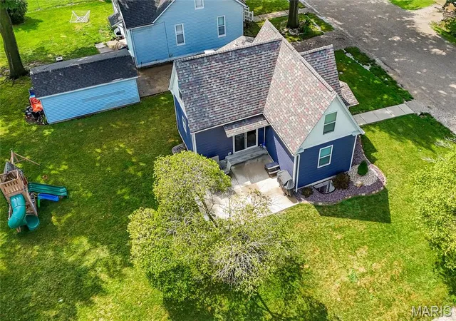 46th image of 120 E 1st St, Trenton, IL 62293 | MLS# MIS26049785