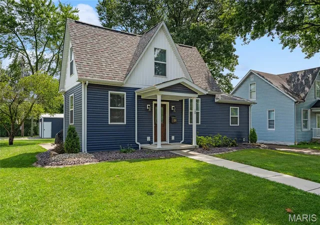 Photo 4 of Single family home for sale at 120 E 1St St, Trenton, IL 62293 | MLS# MIS26049785 | Listing updated on 2026-09-13