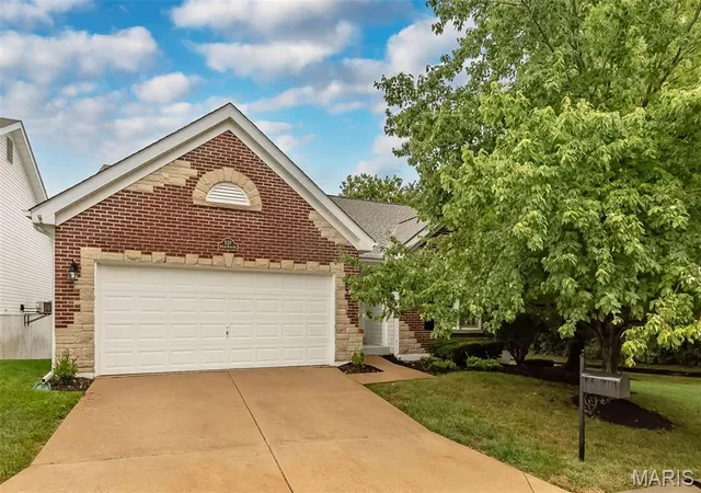 Photo 2 of Sale Pending at 537 Boulder River Dr, O Fallon, MO 63368 | MLS# MIS26049790 | Listing updated on 2026-08-09
