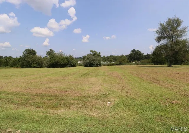 Photo 3 of Land for sale at Tbd Thatcher St, Fulton, MO 65251 | MLS# MIS26049799 | Listing updated on 2026-09-01