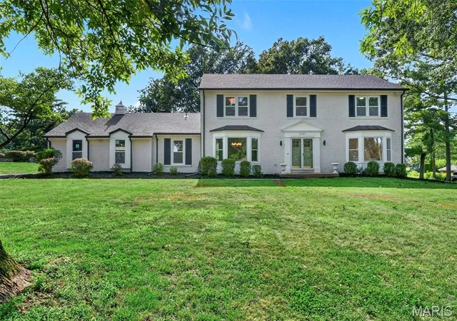 Photo 1 of Single family home for sale at 2251 Whitby Rd, Chesterfield, MO 63017 | MLS# MIS26049810 | Listing updated on 2026-09-14