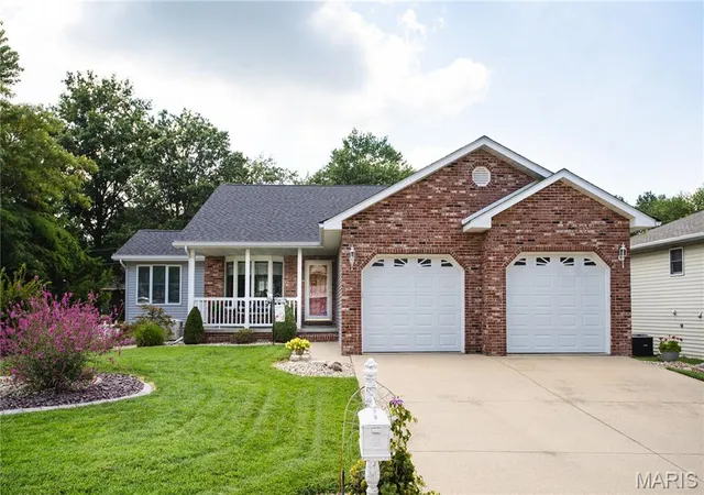 Photo 1 of Single family home for sale at 75 Sundew Ln, Highland, IL 62249 | MLS# MIS26049820 | Listing updated on 2026-10-11