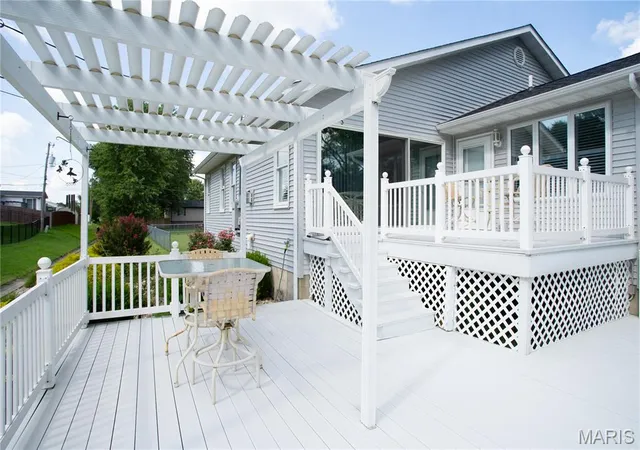 Photo 3 of Single family home for sale at 75 Sundew Ln, Highland, IL 62249 | MLS# MIS26049820 | Listing updated on 2026-10-11