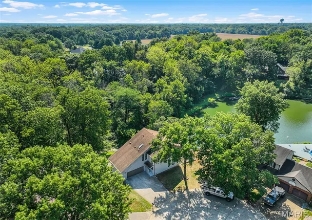 Photo 2 of Single family home for sale at 531 Taake Ln, Troy, IL 62294 | MLS# MIS26049821 | Listing updated on 2026-09-07