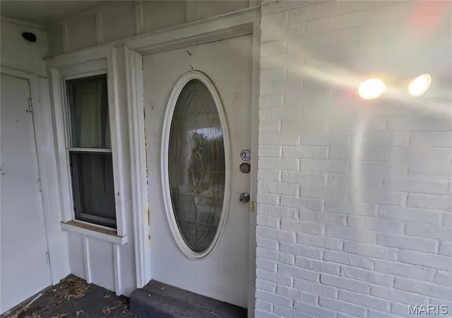 Photo 2 of Single family home for sale at 3691 Heather Trails Dr, Florissant, MO 63031 | MLS# MIS26049843 | Listing updated on 2026-09-05