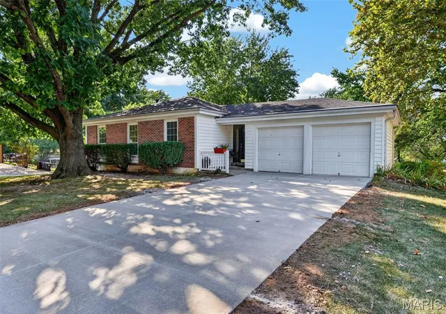 Single family home for sale at 1319 Brandywine Ln, Saint Peters, MO 63376 | MLS# MIS26049847
