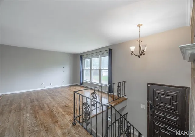 Photo 3 of Single family home for sale at 1439 Twin Oaks Dr, Arnold, MO 63010 | MLS# MIS26049866 | Listing updated on 2026-08-12