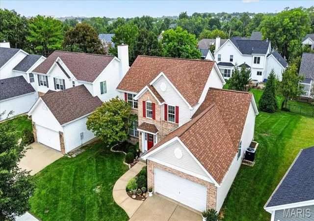 Photo 2 of Single family home for sale at 259 Cheval Sq Dr, Chesterfield, MO 63005 | MLS# MIS26049884 | Listing updated on 2026-10-06