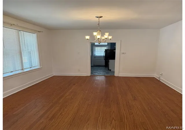 Photo 3 of Single family home for sale at 4000 Mcdonald Ave, Saint Louis, MO 63116 | MLS# MIS26049889 | Listing updated on 2026-08-14