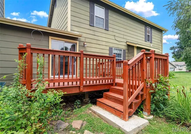 Photo 2 of Single family home for sale at 13 Tremaine Ct, Saint Charles, MO 63304 | MLS# MIS26049903 | Listing updated on 2026-09-16