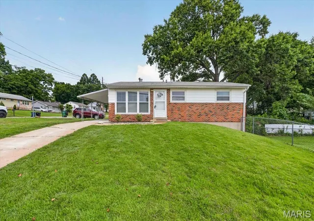 Photo 1 of Single family home for sale at 7834 Fleta St, Saint Louis, MO 63123 | MLS# MIS26049910 | Listing updated on 2026-09-24