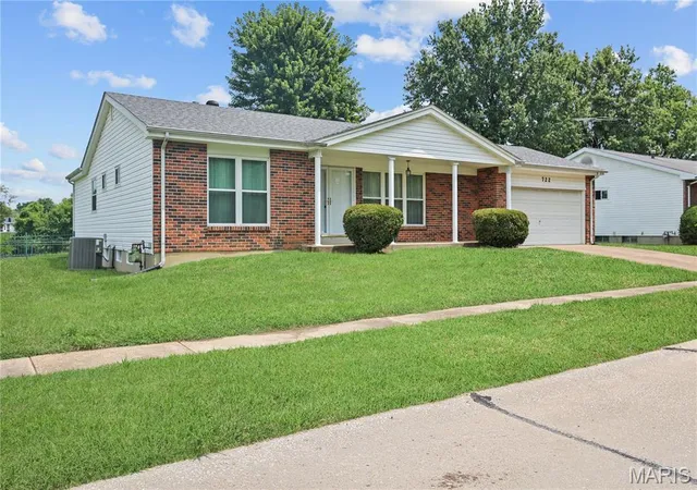 Photo 29 of Single family home for sale at 722 Watersedge Dr, Florissant, MO 63034 | MLS# MIS26049934 | Listing updated on 2026-10-07