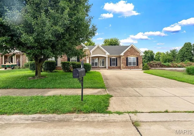 1st image of 3406 Chippewa Dr, Belleville, IL 62221 | MLS# MIS26049935