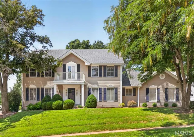 Photo 1 of Sale Pending at 14761 Chesterfield Trails Dr, Chesterfield, MO 63017 | MLS# MIS26049958 | Listing updated on 2026-08-25