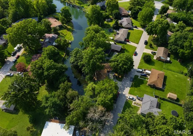 2nd image of 3832 Tanbark Dr, Swansea, IL 62226 | MLS# MIS26049962