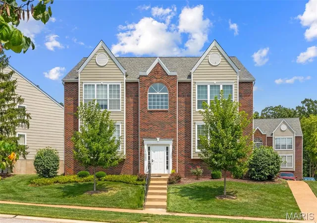 Photo 1 of Condo for sale at 1323 Holgate Holgate Dr #B, Ballwin, MO 63021 | MLS# MIS26049970 | Listing updated on 2026-09-14