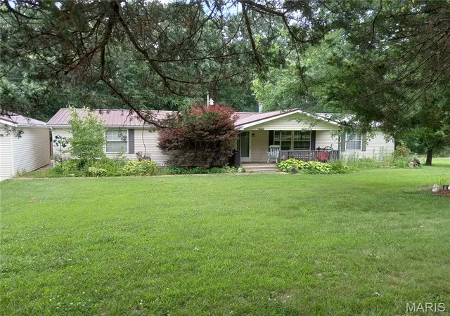 Photo 2 of Single family home for sale at 4082 State Hwy Ee, Owensville, MO 65066 | MLS# MIS26049973 | Listing updated on 2026-08-10
