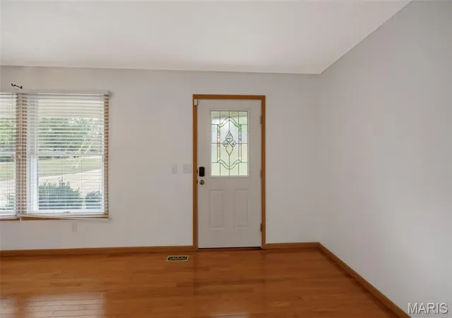 Photo 4 of Sale Pending at 12642 Tall Pine Dr, Sainte Genevieve, MO 63670 | MLS# MIS26049980 | Listing updated on 2026-10-06