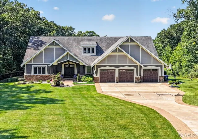 Photo 1 of Mansion for sale at 1950 Diehr Rd, Wentzville, MO 63385 | MLS# MIS26049982 | Listing updated on 2026-08-26