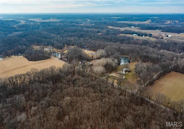 Photo 3 of Land for sale at 0 Duffs Ln, Hillsboro, IL 62049 | MLS# MIS26049991 | Listing updated on 2026-08-10