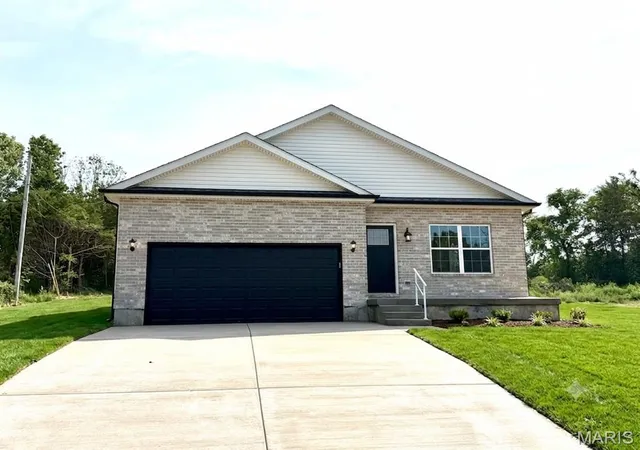 3rd image of 1413 Edgewood Dr, Festus, MO 63028 | MLS# MIS26049994
