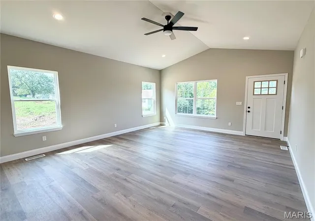 Photo 3 of Single family home for sale at 1413 Edgewood Dr, Festus, MO 63028 | MLS# MIS26049994 | Listing updated on 2026-10-05