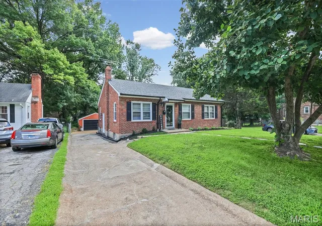 image of 306 Roberta Ave, Saint Louis, MO 63135 | MLS# MIS26050026