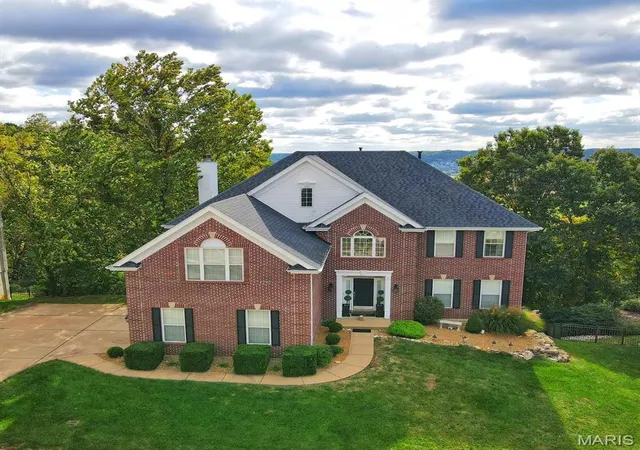 Photo 1 of Single family home for sale at 688 Meramec View Dr, Eureka, MO 63025 | MLS# MIS26050027 | Listing updated on 2026-10-16