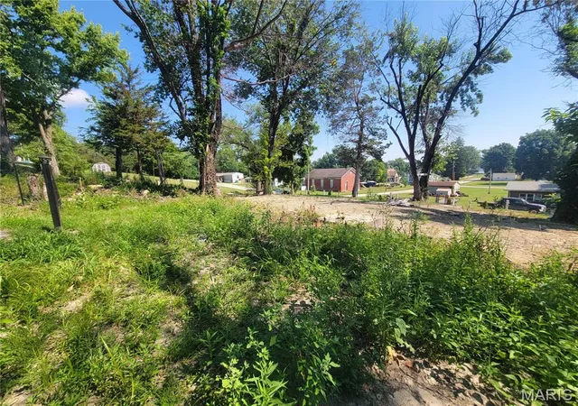 4th image of 505 S 4Th St, Clarksville, MO 63336 | MLS# MIS26050039