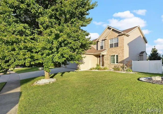 1st image of 752 Bassett St, O Fallon, IL 62269 | MLS# MIS26050058