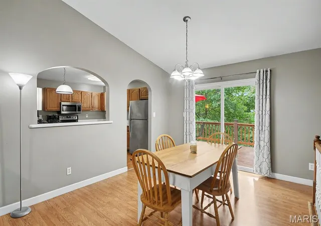 4th image of 2028 Waybridge Ln, Fenton, MO 63026 | MLS# MIS26050059