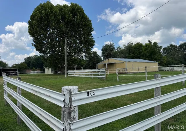 1st image of 925 Hwy Kk, Troy, MO 63379 | MLS# MIS26050061