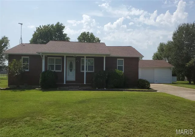 1st image of 302 Bohannon St, Sikeston, MO 63801 | MLS# MIS26050070