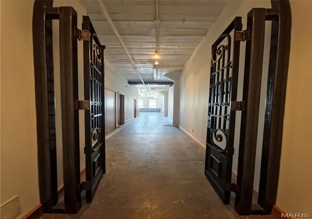 Photo 4 of Condo for sale at 701 N 15Th St #514W, Saint Louis, MO 63103 | MLS# MIS26050075 | Listing updated on 2026-08-13